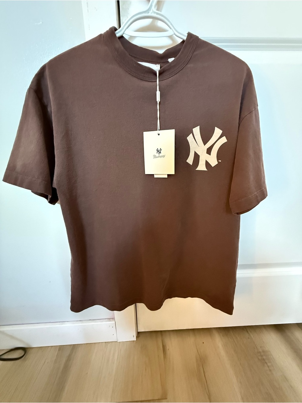 Mad happy yankees t-shirt